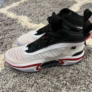 Nike basketball sneakers 10.5